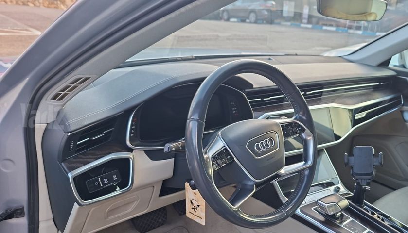 אאודי A6