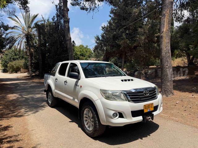 טויוטה היילקס