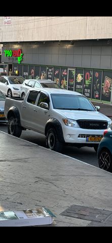 טויוטה היילקס