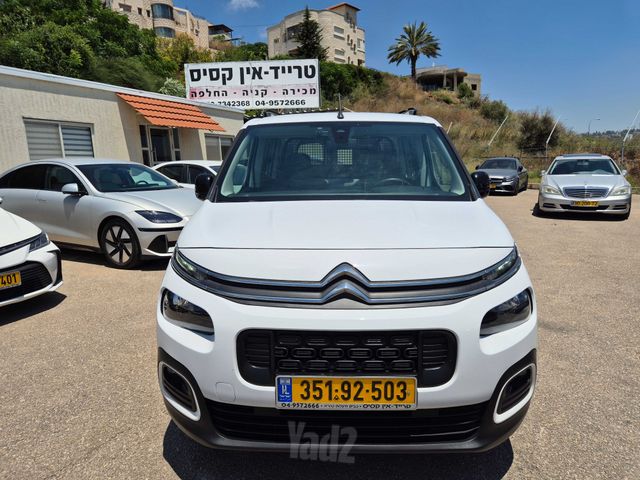 מודעת רכב סיטרואן ברלינגו