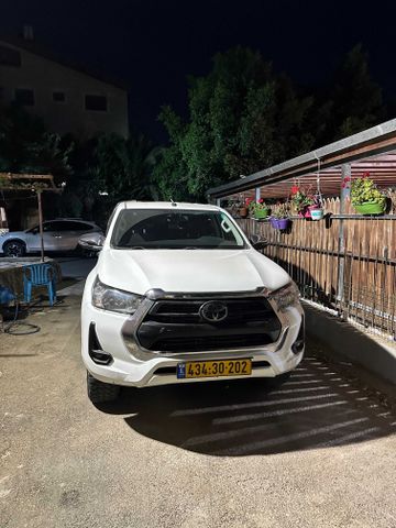 טויוטה היילקס