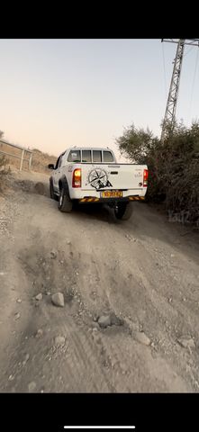 טויוטה היילקס