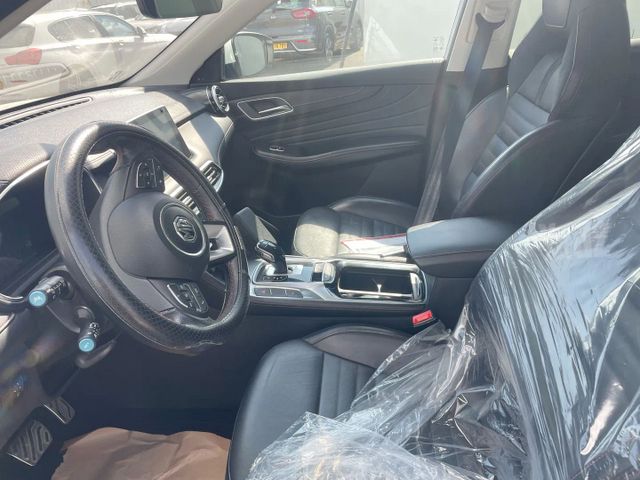 אם ג'י EHS PHEV