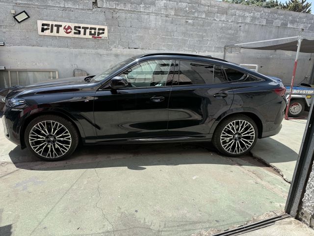 ב מ וו X6