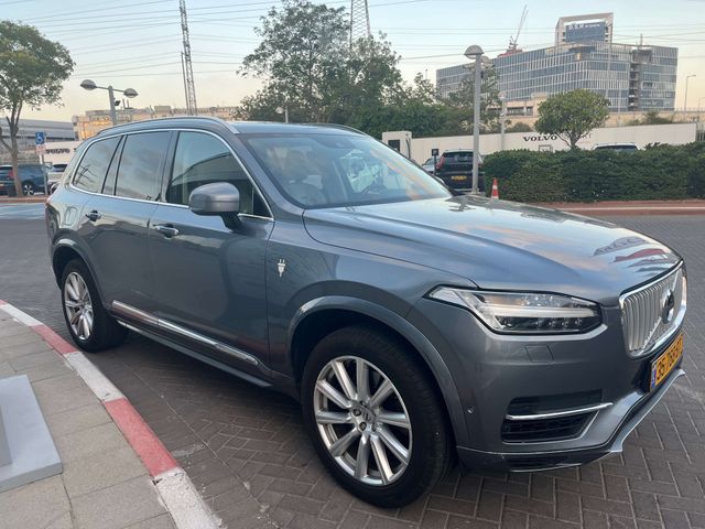 מודעת רכב וולוו XC90