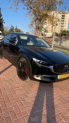 מאזדה CX-30