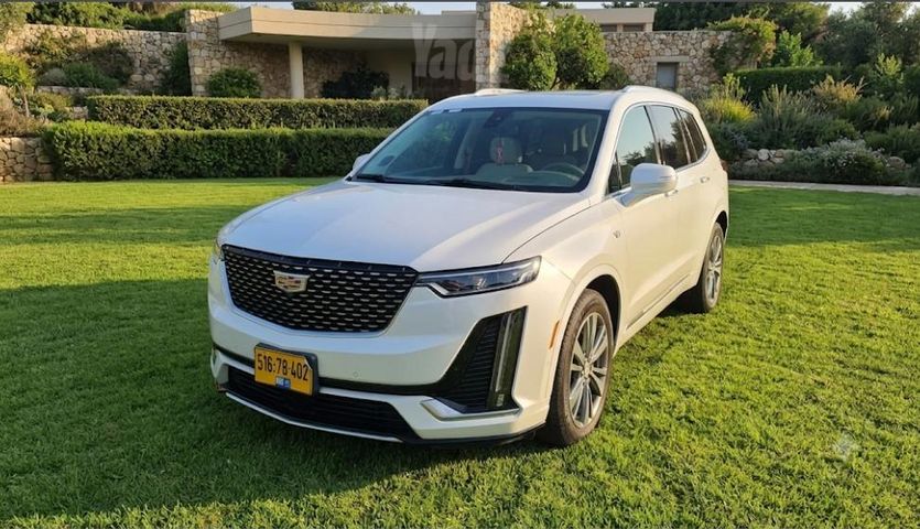 קאדילק XT6