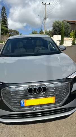 אאודי Q4 e-tron