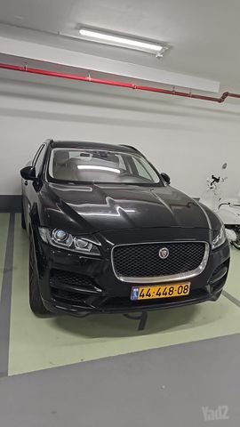 מודעת רכב יגואר F-Pace
