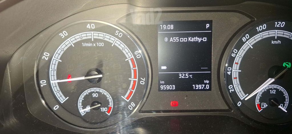 מודעת רכב סקודה קארוק