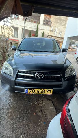 מודעת רכב טויוטה RAV4