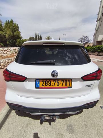 אם ג'י EHS PHEV