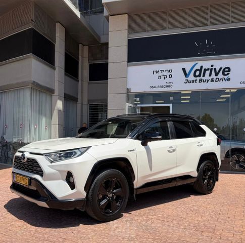 טויוטה RAV4