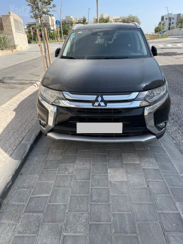 מודעת רכב מיצובישי אאוטלנדר