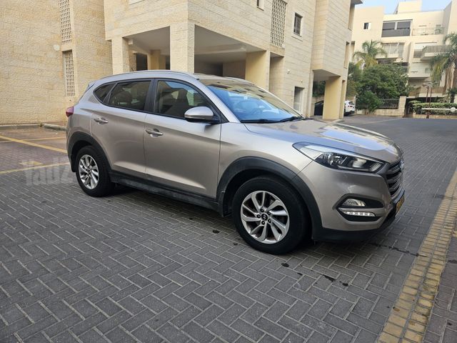 מודעת רכב יונדאי טוסון
