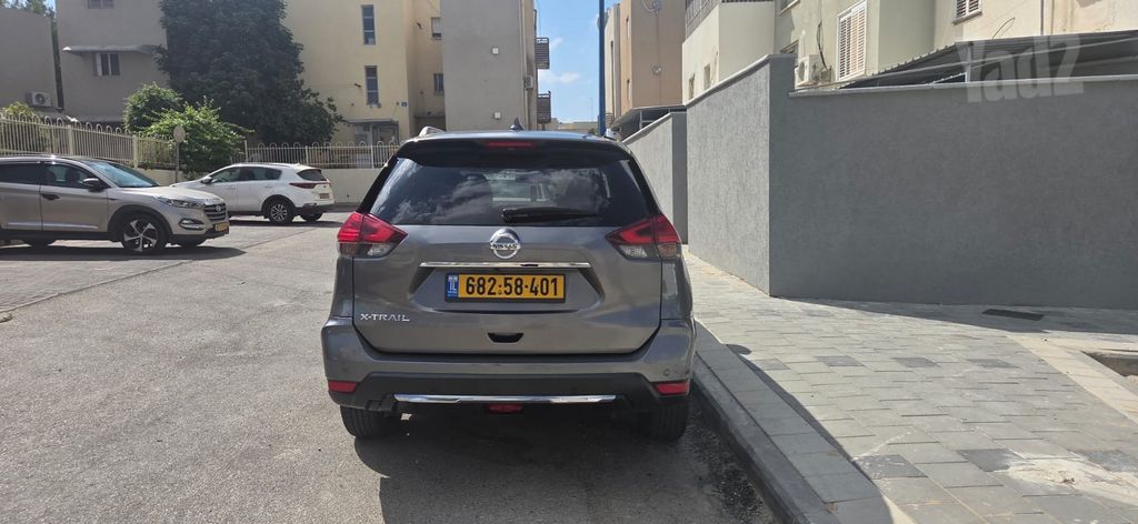 ניסאן אקס טרייל