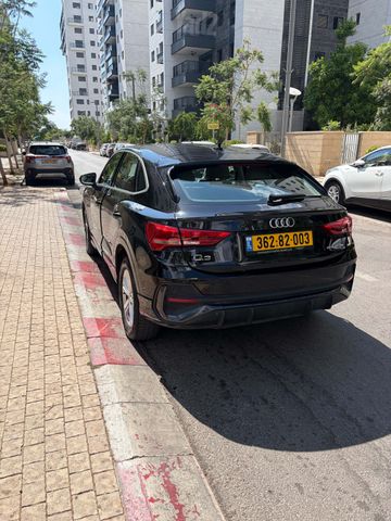 אאודי Q3