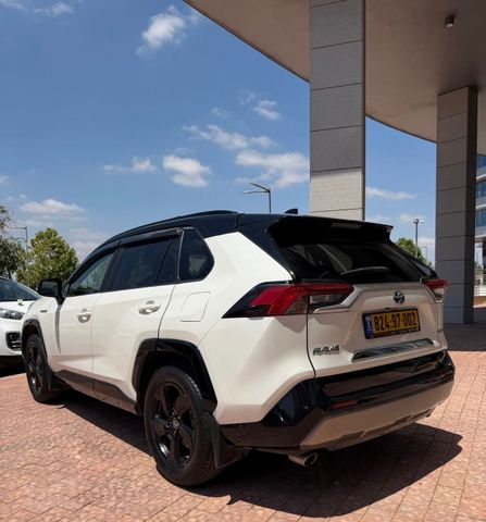 טויוטה RAV4