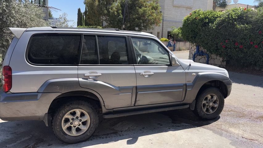 יונדאי טאראקן