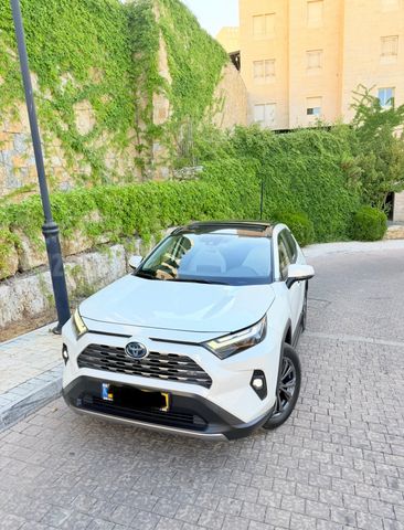 מודעת רכב טויוטה RAV4