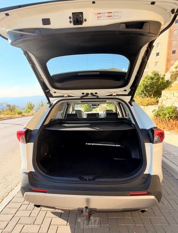 טויוטה RAV4