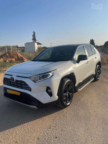 מודעת רכב טויוטה RAV4
