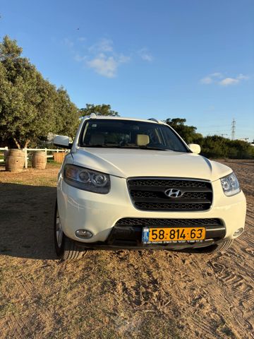 יונדאי סנטה פה