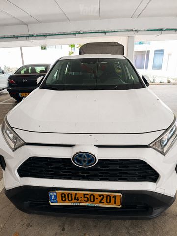 טויוטה RAV4