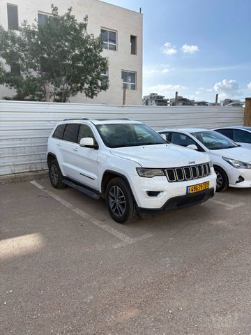 ג'יפ גרנד צ'ירוקי