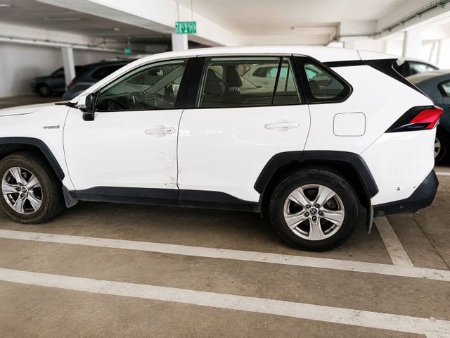 טויוטה RAV4