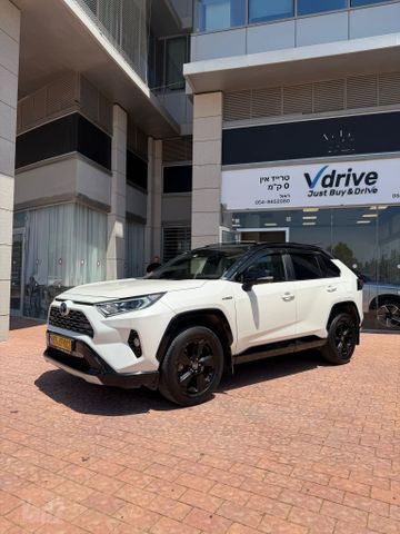 טויוטה RAV4