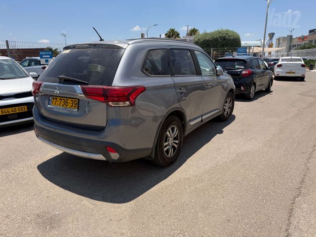 מיצובישי אאוטלנדר