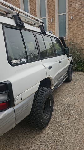 מיצובישי פג'רו