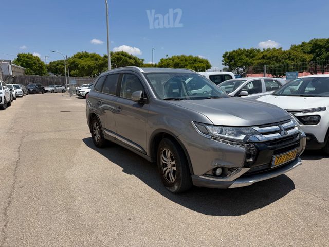 מיצובישי אאוטלנדר