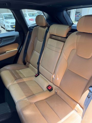 וולוו XC60