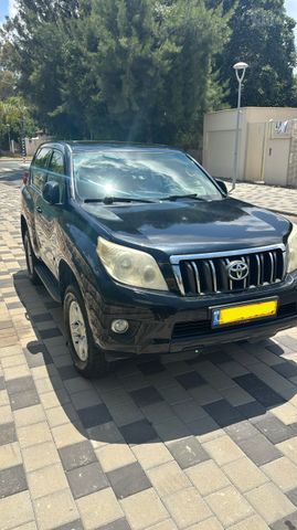 מודעת רכב טויוטה לנד קרוזר