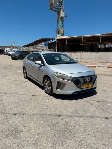 יונדאי איוניק