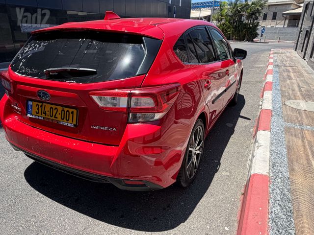 סובארו אימפרזה