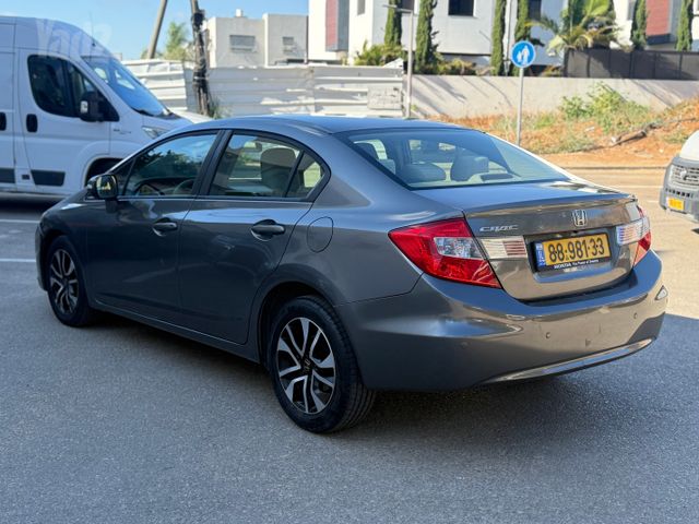 הונדה סיוויק
