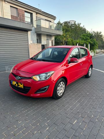 יונדאי i20