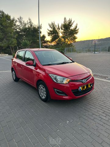 מודעת רכב יונדאי i20