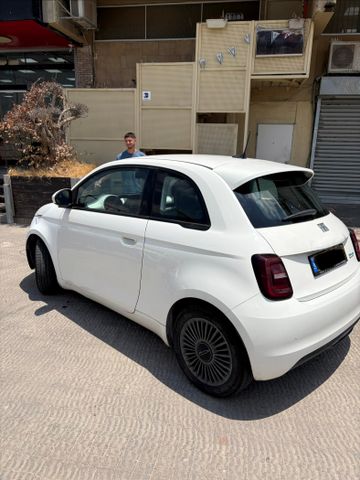 פיאט 500E