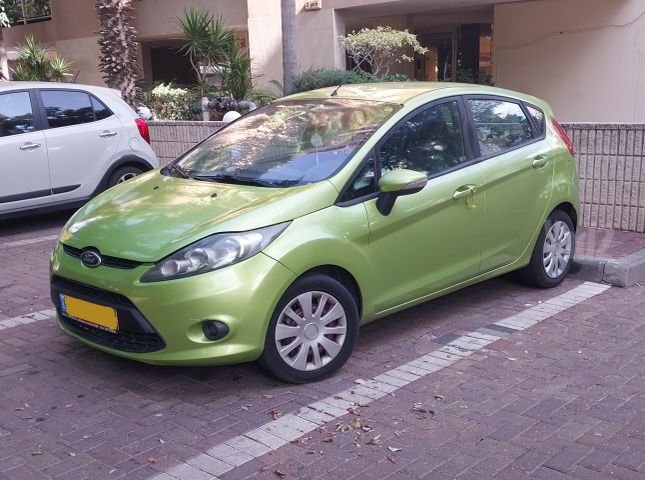 מודעת רכב פורד פיאסטה