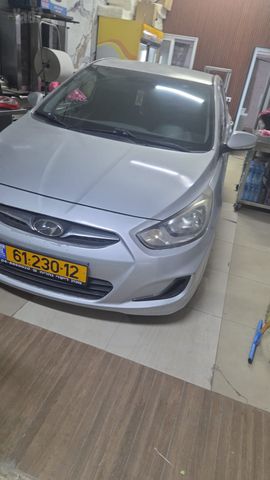 מודעת רכב יונדאי אקסנט i25