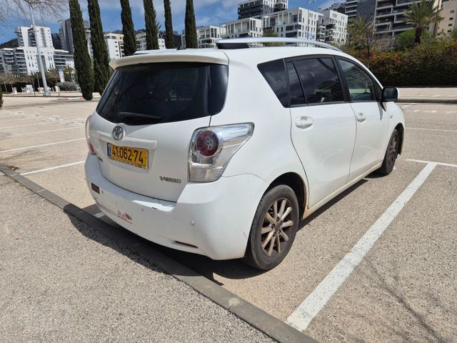 טויוטה ורסו