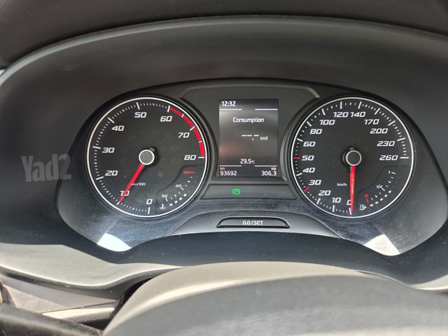 מודעת רכב סיאט לאון