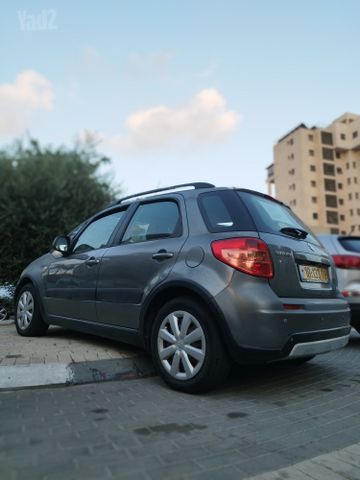 סוזוקי SX4