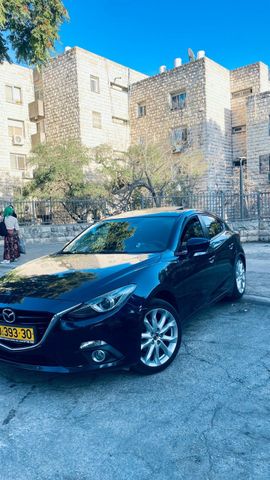 מודעת רכב מאזדה 3