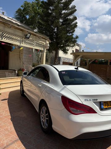 מרצדס-בנץ CLA