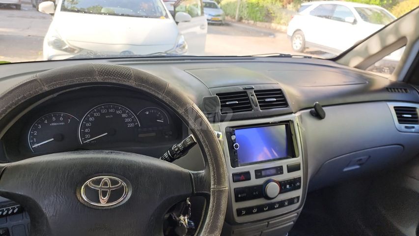 טויוטה אוונסיס
